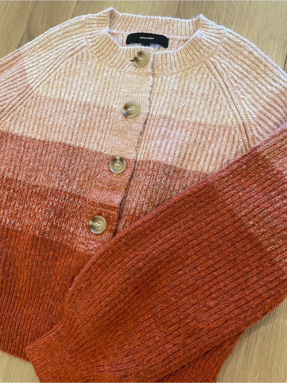Vera Moda Ombré Color Block Cropped Button-Down Cardigan Sweater Balloon Sleeve